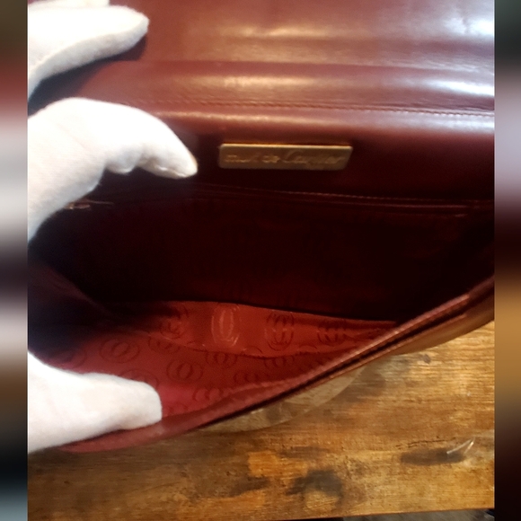 Cartier Log Must de Line Clutch Bordeaux Leather - Picture 8 of 10